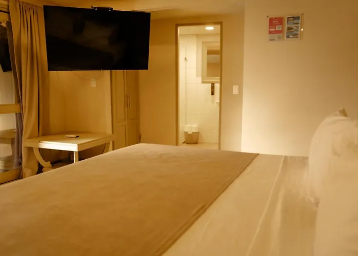 Mansion By Bernalo Hotels